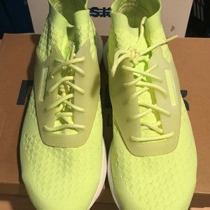 Reebok Classic Women's ZOKU RUNNER ULTK MET Running Shoes Size 8.5 us BS6384